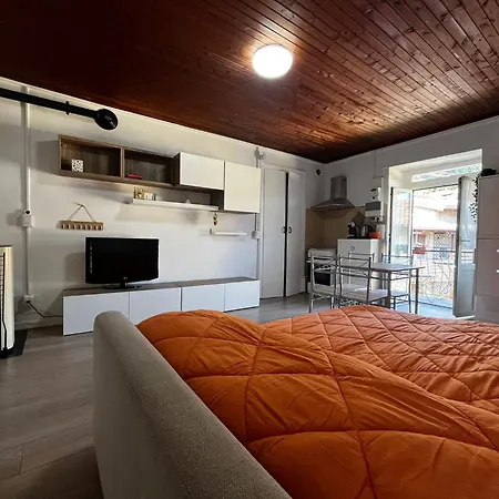Apartment Sweet Little House *